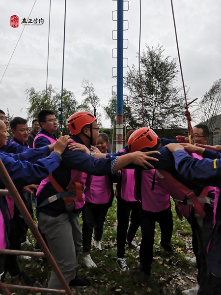 蘭州拓展培訓照片