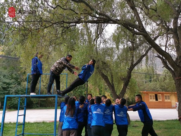 蘭州拓展培訓照片