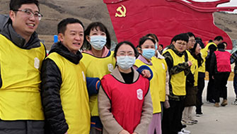 蘭州立正企業(yè)管理咨詢有限公司創(chuàng)辦于2007年，定位于提供各類企業(yè)所需的咨詢和培訓(xùn)服務(wù)。

給予客戶高質(zhì)量的服務(wù)于高價(jià)值的回報(bào)，將自身打造成為“鷹的個(gè)人，雁的團(tuán)隊(duì)”的專業(yè)培訓(xùn)機(jī)構(gòu)。

公司基于對(duì)本土企業(yè)的深刻理解，以服務(wù)企業(yè)為宗旨，以專注、專業(yè)為向?qū)В蚱髽I(yè)提供具有針對(duì)性的培訓(xùn)。