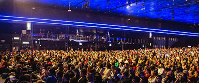 企業培訓、團隊建設培訓、企業管理培訓、準軍事化管理培訓、企業線上個人線上、黨建愛國教育培訓