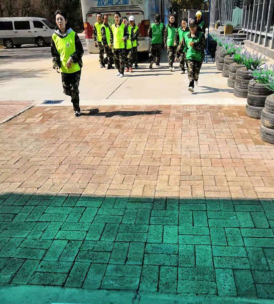 培訓快訊：單位：令牌集團；時間：2019年3月18日-3月19日；地點：興隆山莊；人數：12人；內容：拓展；教練：陳剛；后勤：魏萬里；業務：肖佳睿