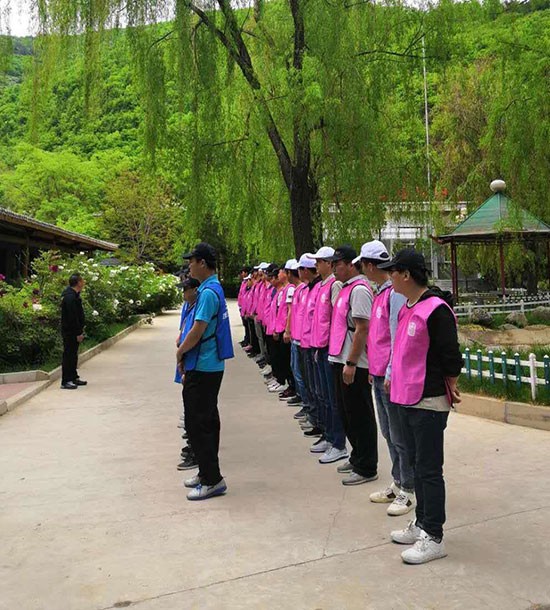 培訓快訊培訓時間：5月22-24日培訓地點:榆中興隆山培訓單位:**乳業公司培訓課程:拓展培訓人數：130人